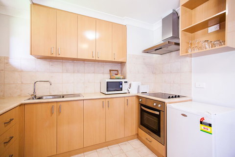 Nightcap At The Ship Inn - Accommodation Main Beach 42