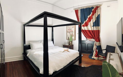 SoBe Fremantle - Accommodation Main Beach 0