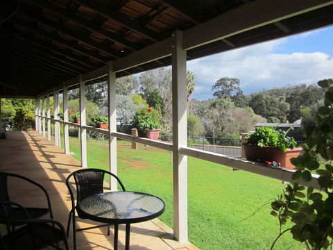 Bridgetown Valley Lodge - Accommodation Main Beach 41