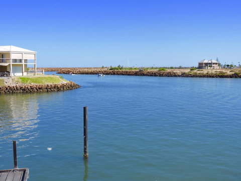 Oceans Edge - Busselton - Accommodation Main Beach 13