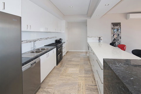 Oceans Edge - Busselton - Accommodation Main Beach 11