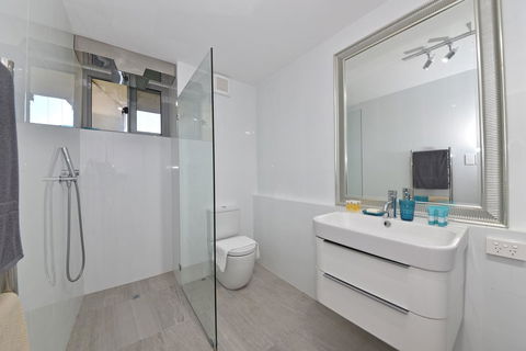 Cottesloe Apartment Close To Beach - Accommodation Main Beach 12