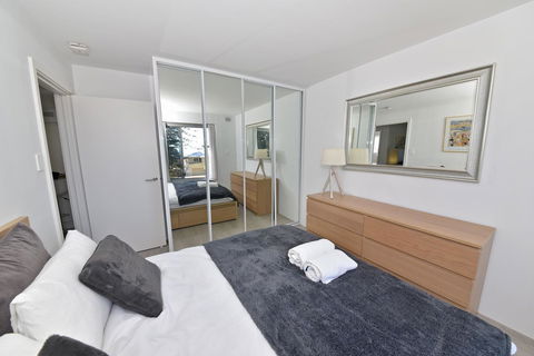Cottesloe Apartment Close To Beach - Accommodation Main Beach 5