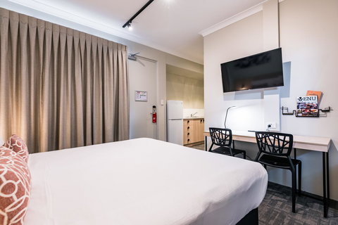 Nightcap At Wanneroo Tavern - Accommodation Main Beach 11