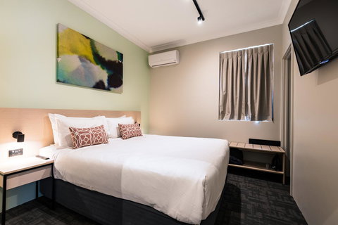 Nightcap At Wanneroo Tavern - Accommodation Main Beach 26