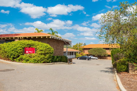 Nightcap At Wanneroo Tavern - Accommodation Main Beach 4