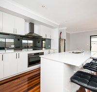 Vacation Home - Accommodation Main Beach