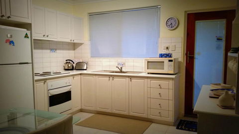 Island View Villas - Accommodation Main Beach 22