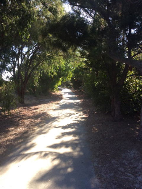 Crossland House - Accommodation Main Beach 1