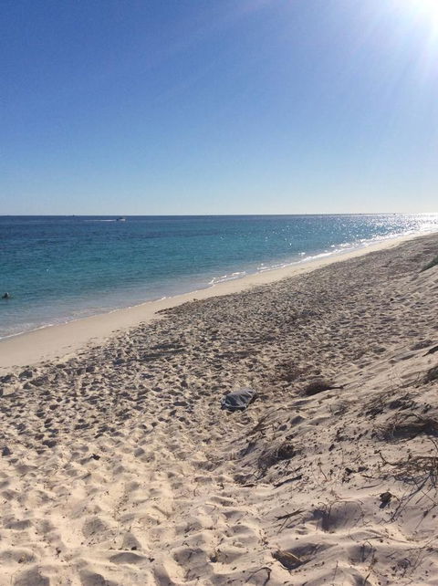 Crossland House - Accommodation Main Beach 5