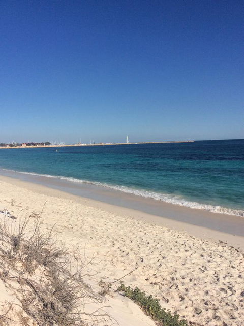 Crossland House - Accommodation Main Beach 4