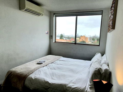 Lawley Luxury Views - Perth City, Swan River - Accommodation Main Beach 4