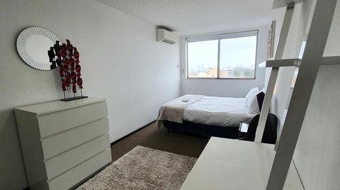 Lawley Luxury Views - Perth City, Swan River - Accommodation Main Beach 7