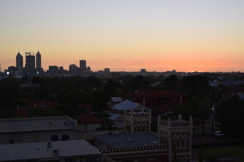 Lawley Luxury Views - Perth City, Swan River - Accommodation Main Beach 27
