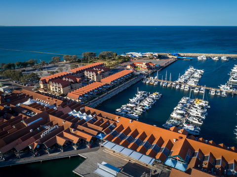 Hillarys Harbour Resort - Accommodation Main Beach 4