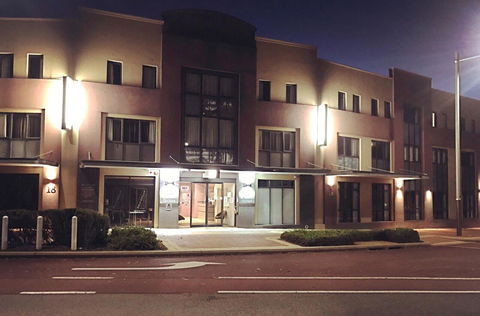 Joondalup City Hotel - Accommodation Main Beach 6