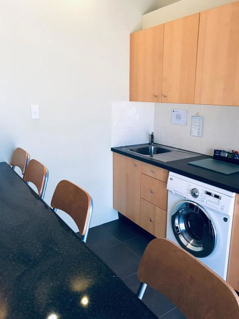 Joondalup City Hotel - Accommodation Main Beach 3