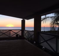 Surf views - Accommodation Main Beach