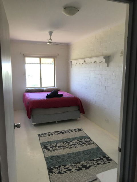 Surf Views - Accommodation Main Beach 7