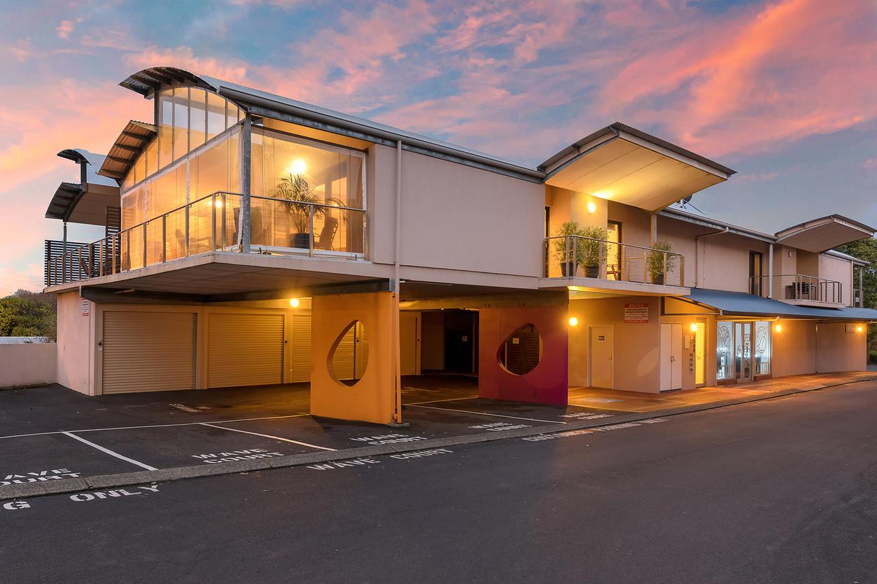 Margaret River WA Accommodation Main Beach