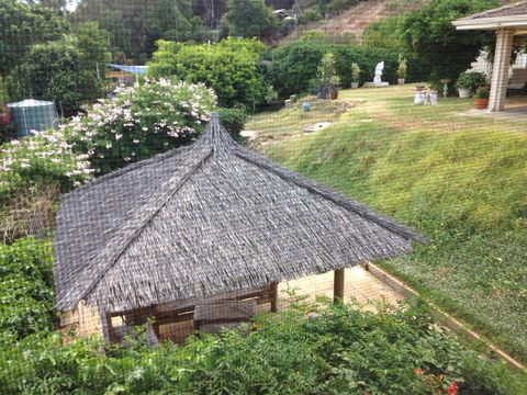 Bright & Beautiful Home On The Hills! - Accommodation Main Beach 24