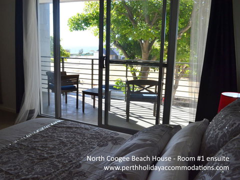 North Coogee Beach House - Accommodation Main Beach 2