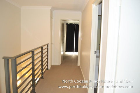 North Coogee Beach House - Accommodation Main Beach 6