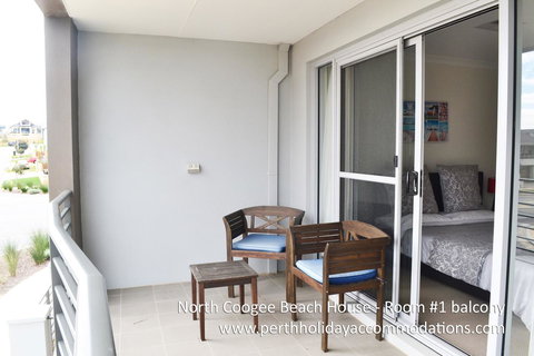 North Coogee Beach House - Accommodation Main Beach 7