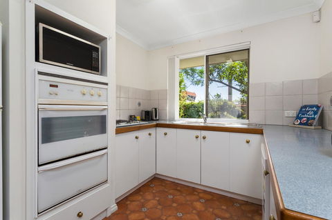Como South Perth Villa - Accommodation Main Beach 26