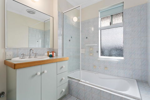 Como South Perth Villa - Accommodation Main Beach 23