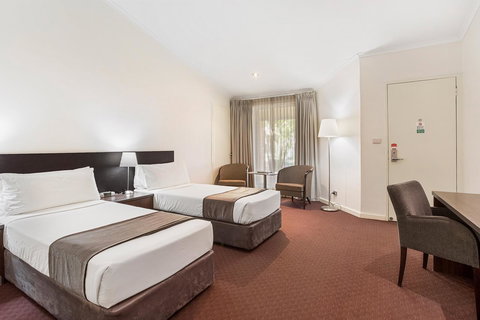 Karratha International Hotel - Accommodation Main Beach 7