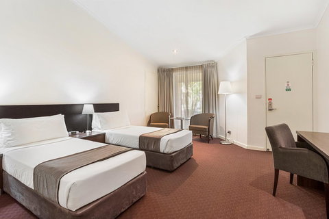 Karratha International Hotel - Accommodation Main Beach 4