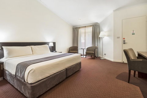 Karratha International Hotel - Accommodation Main Beach 24