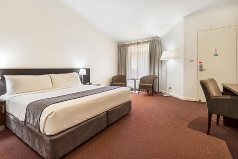 Karratha International Hotel - Accommodation Main Beach 13