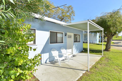 Mandurah Coastal Holiday Park - Accommodation Main Beach 1