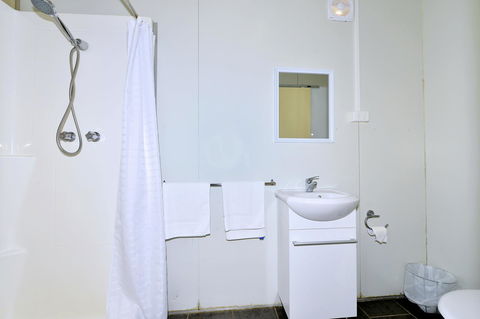 Mandurah Coastal Holiday Park - Accommodation Main Beach 24