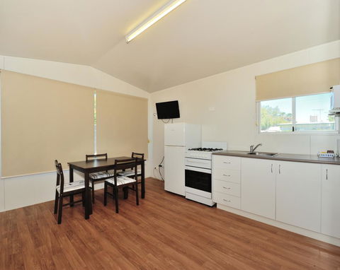 Mandurah Coastal Holiday Park - Accommodation Main Beach 30