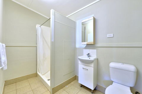 Mandurah Coastal Holiday Park - Accommodation Main Beach 14