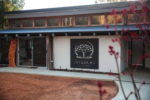Amaroo Retreat & Spa - Accommodation Main Beach 10
