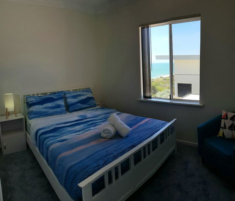 Caravel Beach House Mandurah - Accommodation Main Beach 9