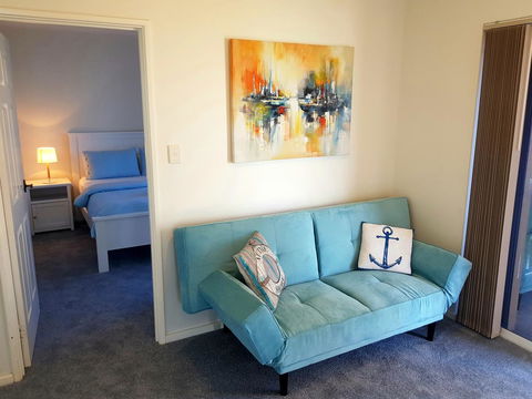 Caravel Beach House Mandurah - Accommodation Main Beach 6