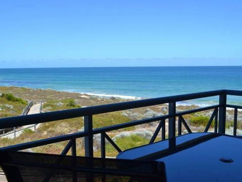 Caravel Beach House Mandurah - Accommodation Main Beach 26