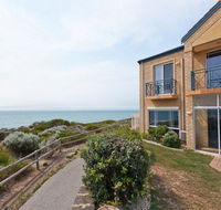 Caravel Beach House Mandurah - Accommodation Main Beach