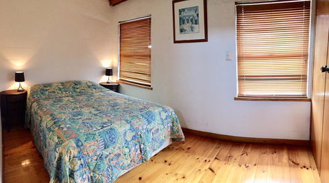 Cottesloe Beach Chalets - Accommodation Main Beach 7