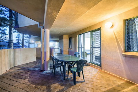 Cottesloe Beach Chalets - Accommodation Main Beach 39