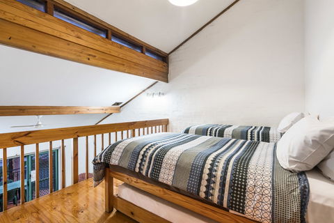 Cottesloe Beach Chalets - Accommodation Main Beach 10