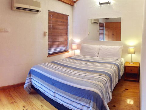 Cottesloe Beach Chalets - Accommodation Main Beach 16