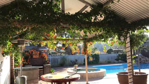 Swan Valley Rest Cottage - Accommodation Main Beach 0