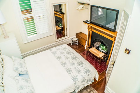 South Beach Bed & Breakfast - Accommodation Main Beach 14