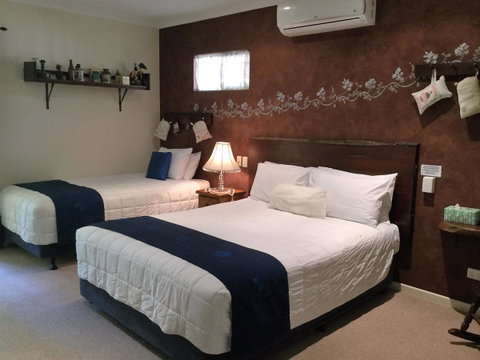Armadale Cottage Bed & Breakfast - Accommodation Main Beach 31